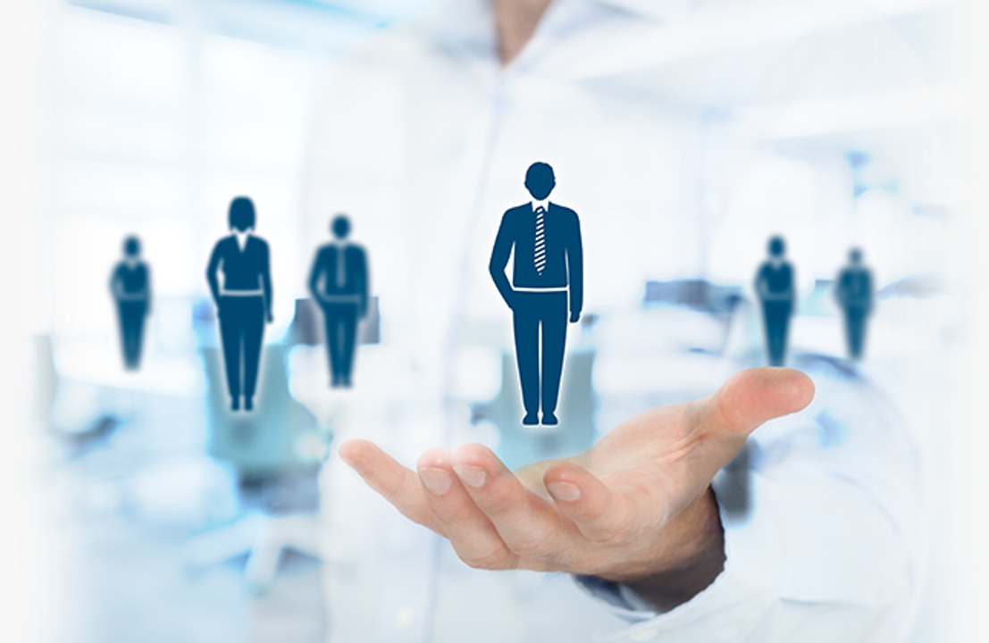 Еңбек міндеттерін орындау кезінде қызметкерді жазатайым оқиғалардан міндетті сақтандыру