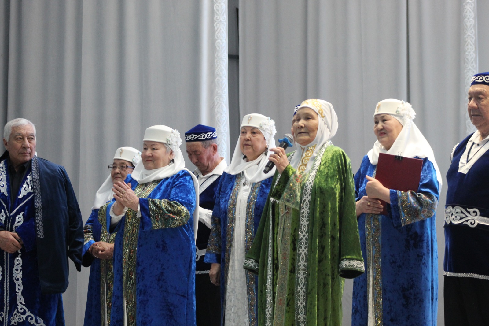 Үлкен Нарын ауданында «Нарын асылдары» ардагерлер ансамблінің бір жылдық мерейтойлық концерті өтті