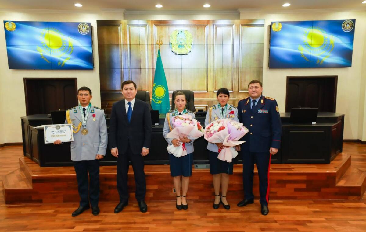 Сотрудников полиции чествовали за победу на международных соревнованиях в столице