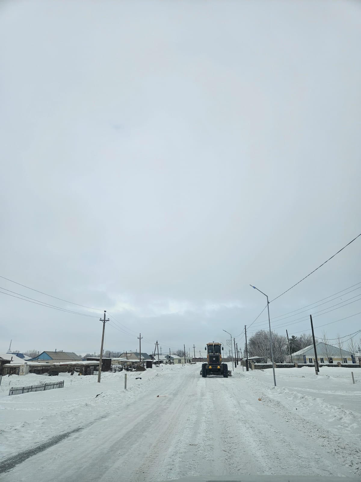 Проводились работы по уборке снега