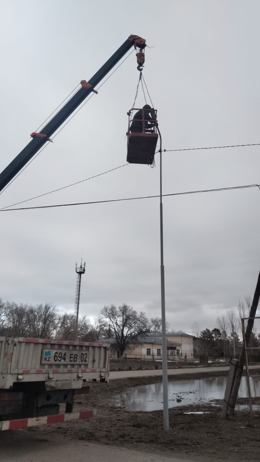 «Қанабек ауылында 45 жарық шамы ауыстырылды»