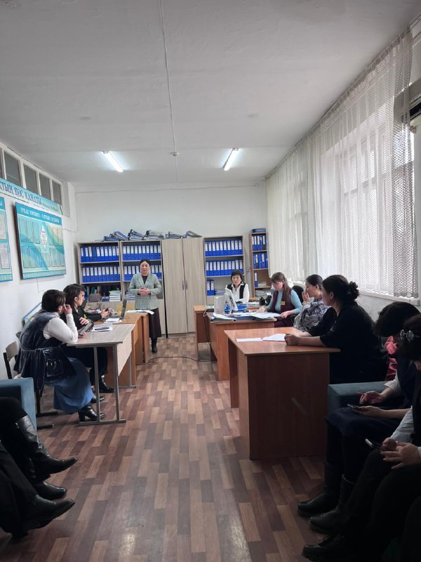М.Жұмабаев атындағы мектеп-лицей ұжымымен Конституция жобасы талқыланды