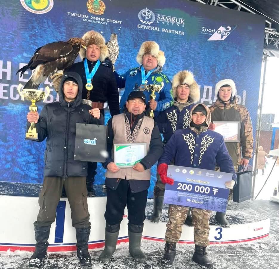 ТҮРКІСТАНДЫҚ ҚҰСБЕГІ ЕЛ ЧЕМПИОНЫ АТАНДЫ