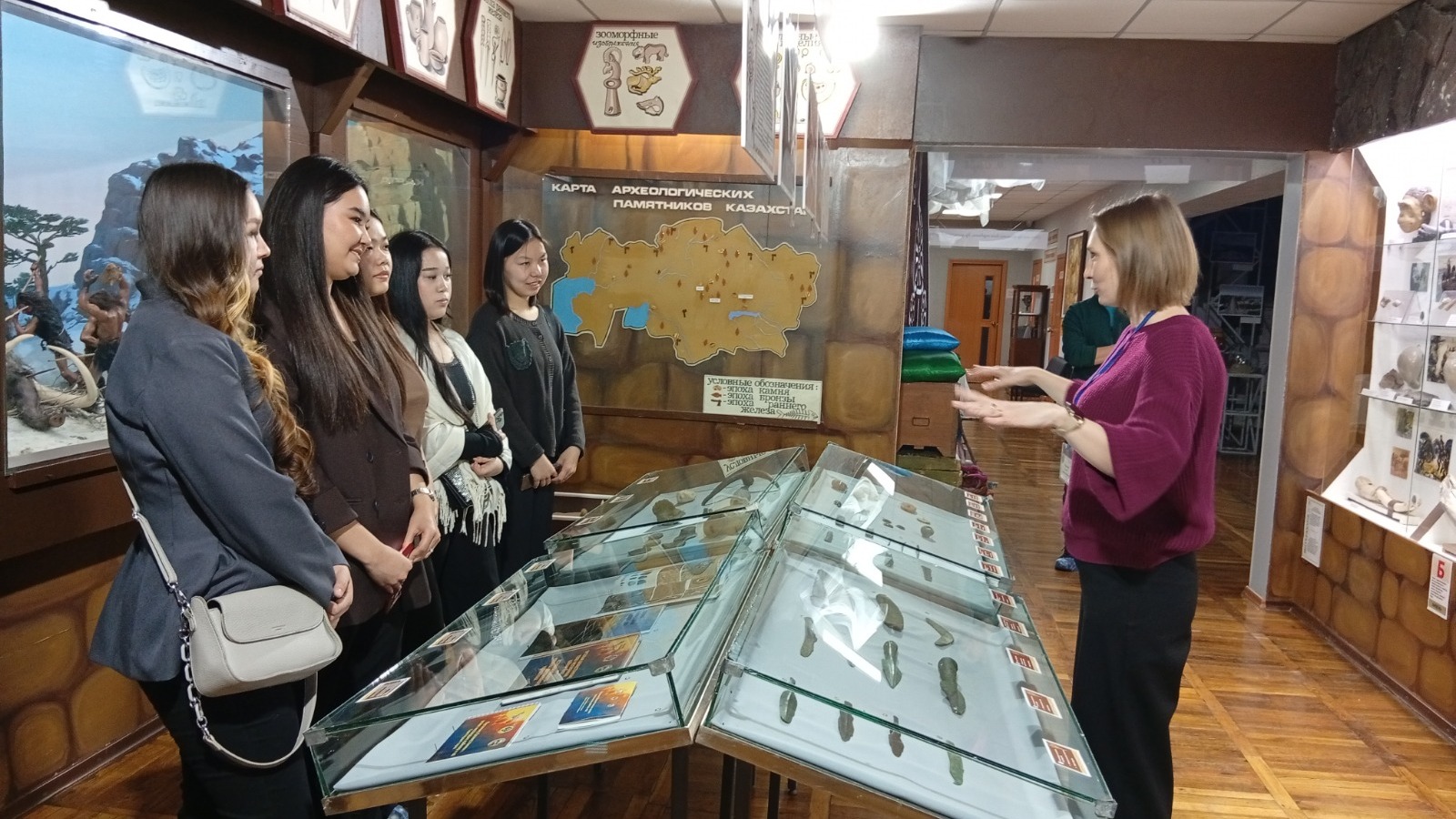 Қола дәуірінің металлургтері: Теміртауда Сарыарқа артефактілерінің көрмесі ашылды