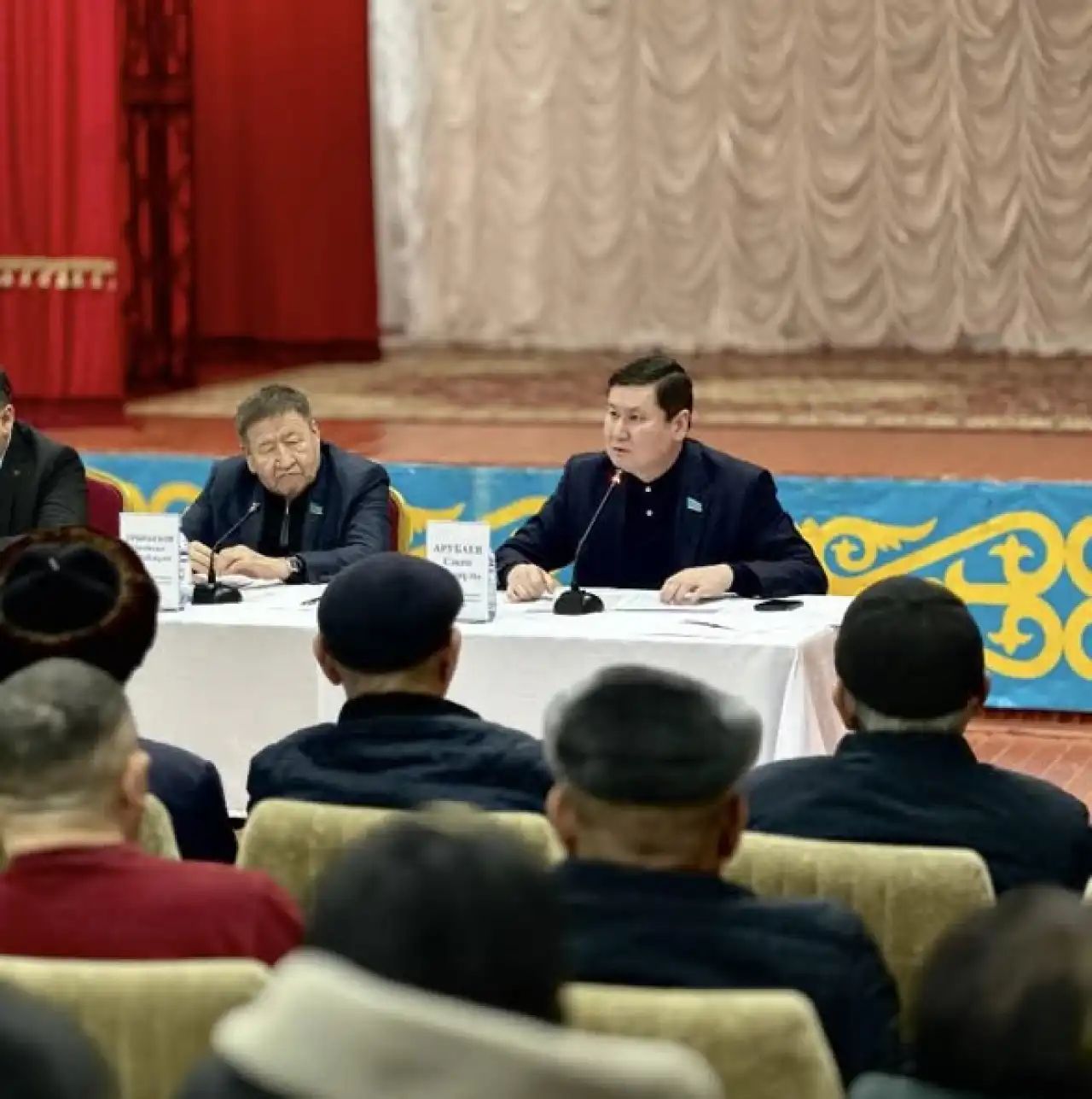 Жуалы ауданында жаңартылған Конституция жобасының негізгі ережелері түсіндірілді