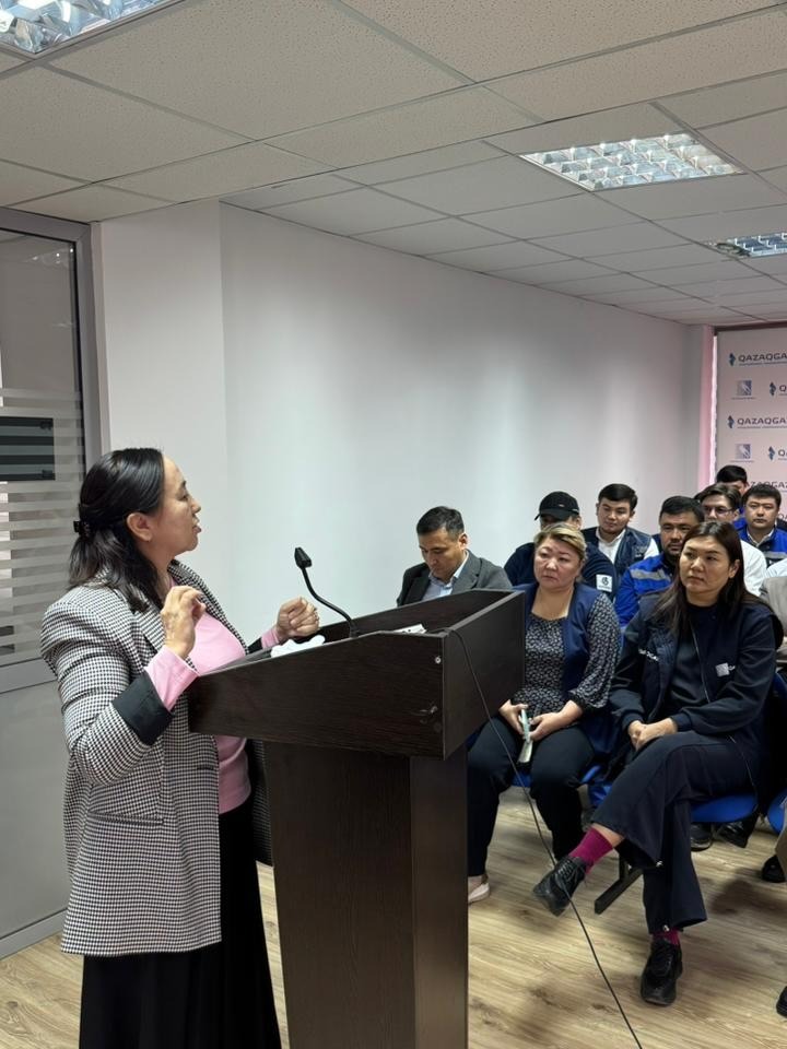 ШЫМКЕНТ: QAZAQGAZ AIMAQ ҰЖЫМЫМЕН ЖАҢА КОНСТИТУЦИЯ ЖОБАСЫ ТАЛҚЫЛАНДЫ