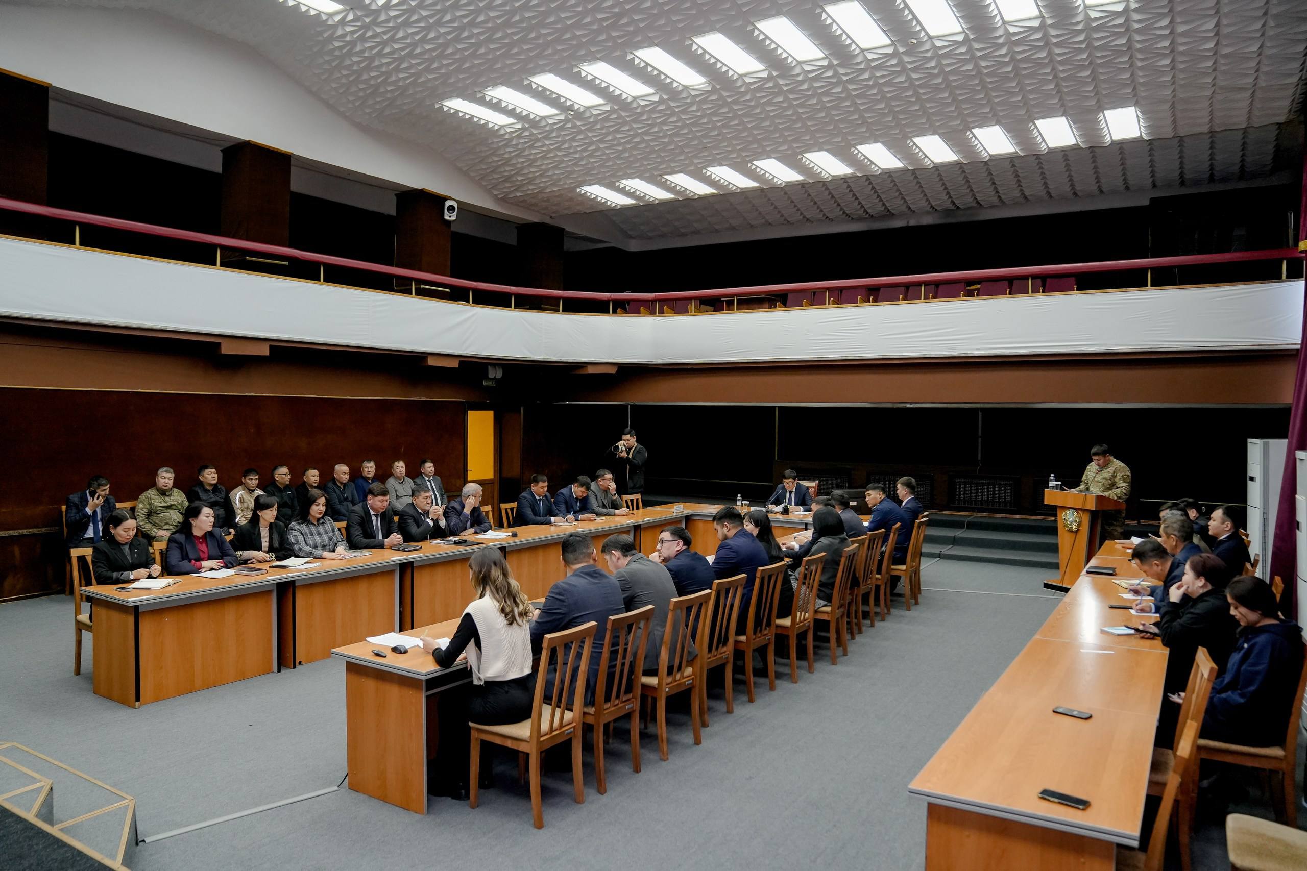 На заседании акимата обсудили меры безопасности в период сильных морозов