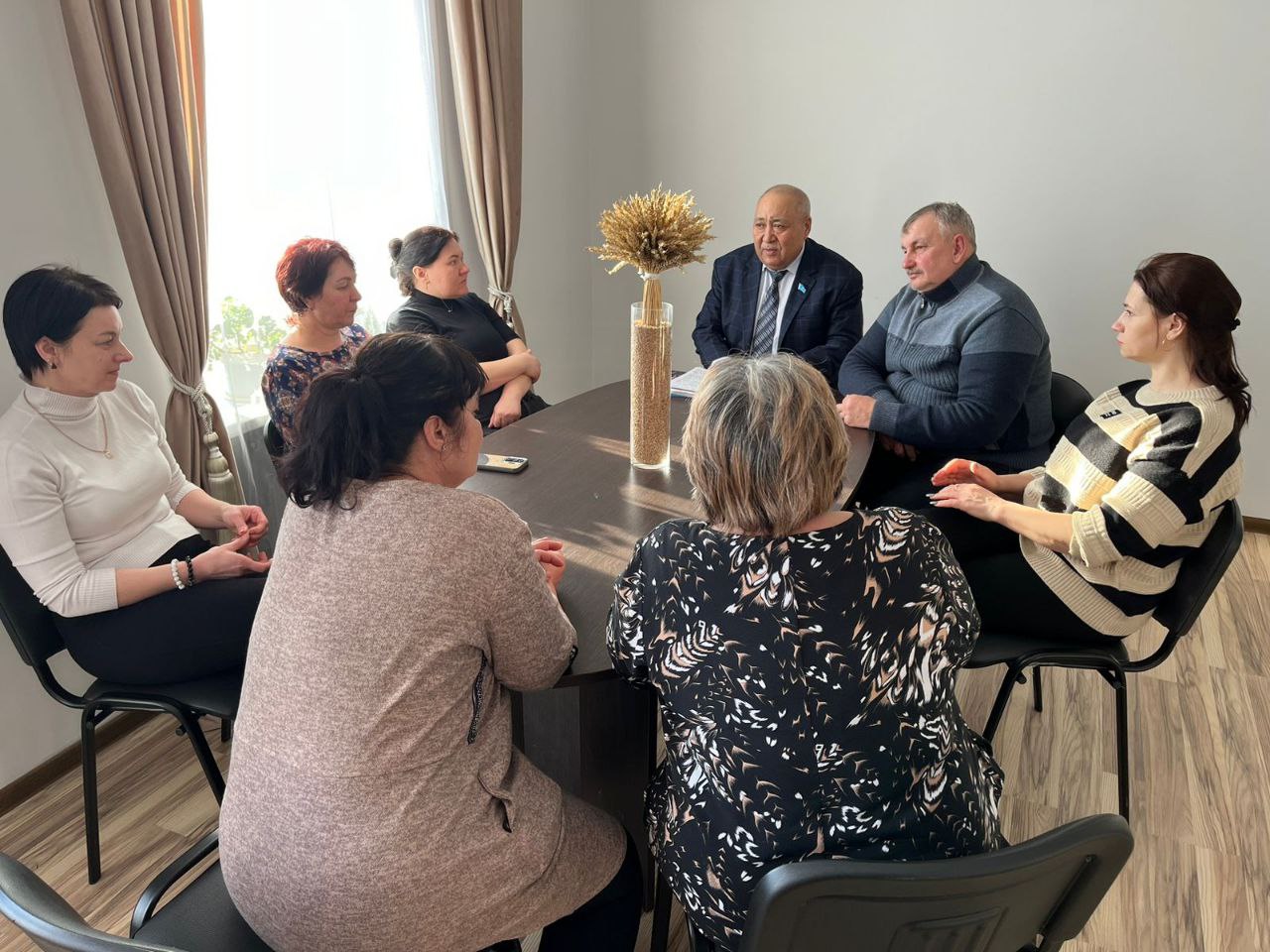 Тасты-Талды ауылында "Тасты - Талды Агро" ЖШС ұжымының қатысуымен диалог алаңы ұйымдастырылды