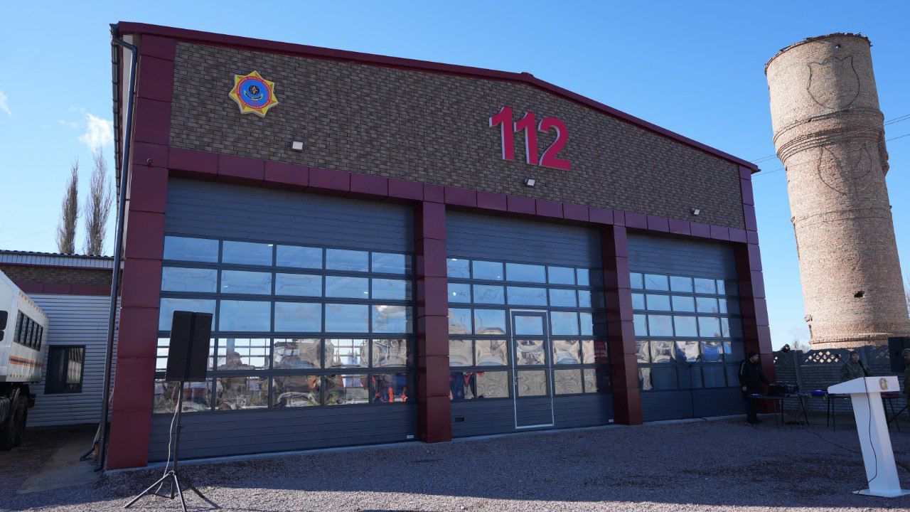 Мойынқұм ауданында күрделі жөндеуден өткен өрт сөндіру бөлімі ашылды