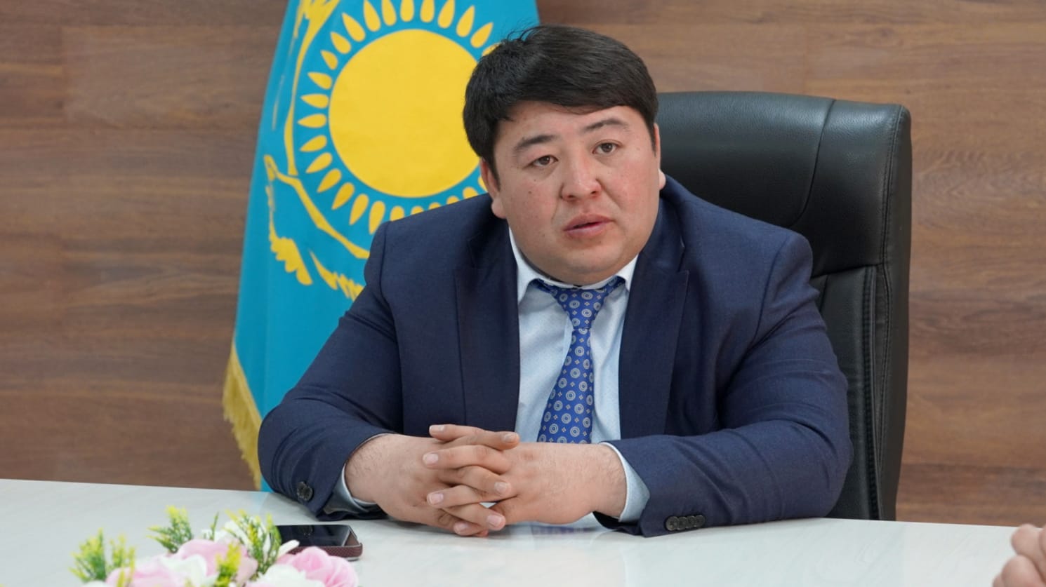 КЕЛЕС: МЕМЛЕКЕТТІК ҚЫЗМЕТТЕГІ ӘДЕП МӘСЕЛЕСІ ҚАРАЛДЫ