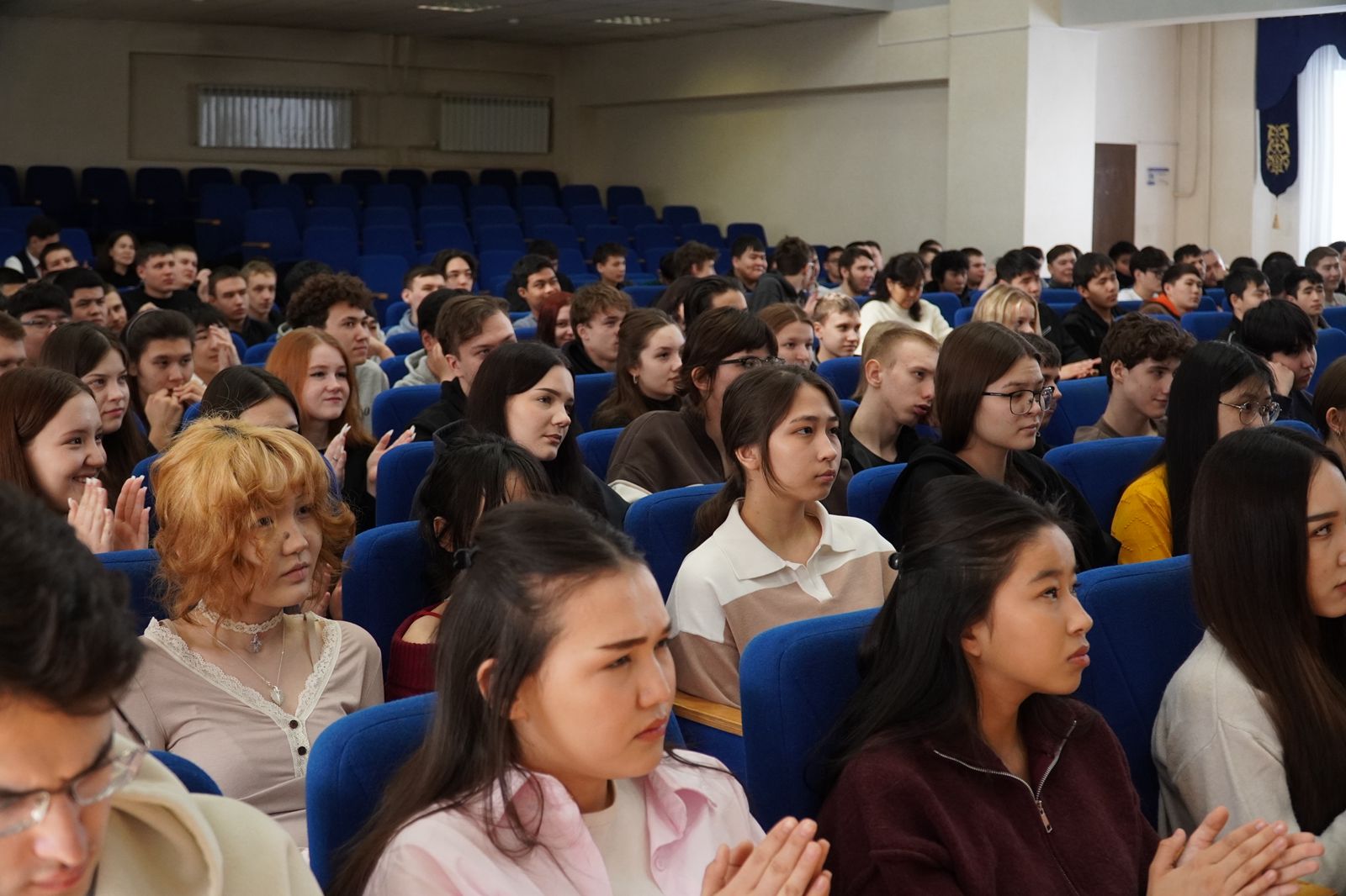 Қауіпсіз жол: жастар – Заң мен тәртіп үшін