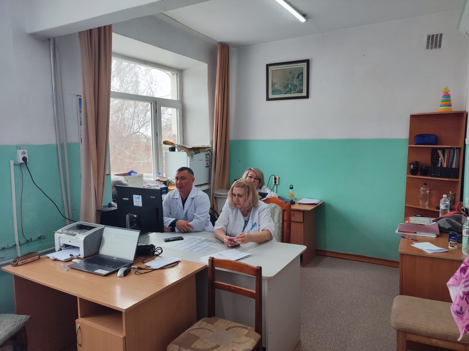 дөңгелек үстел