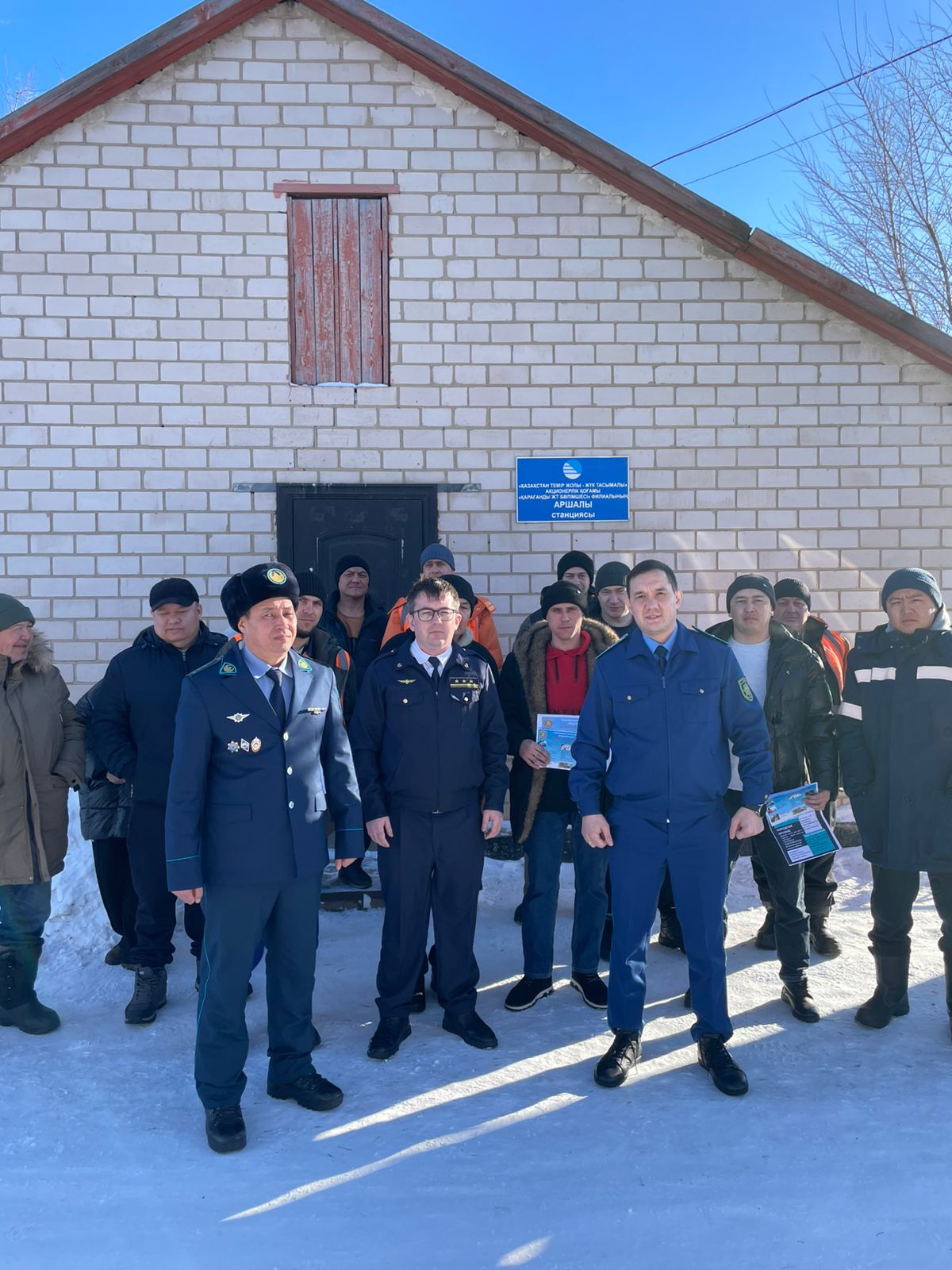 «Заң керуені» акциясы аясында Аршалы станциясында халыққа құқықтық кеңес берілді