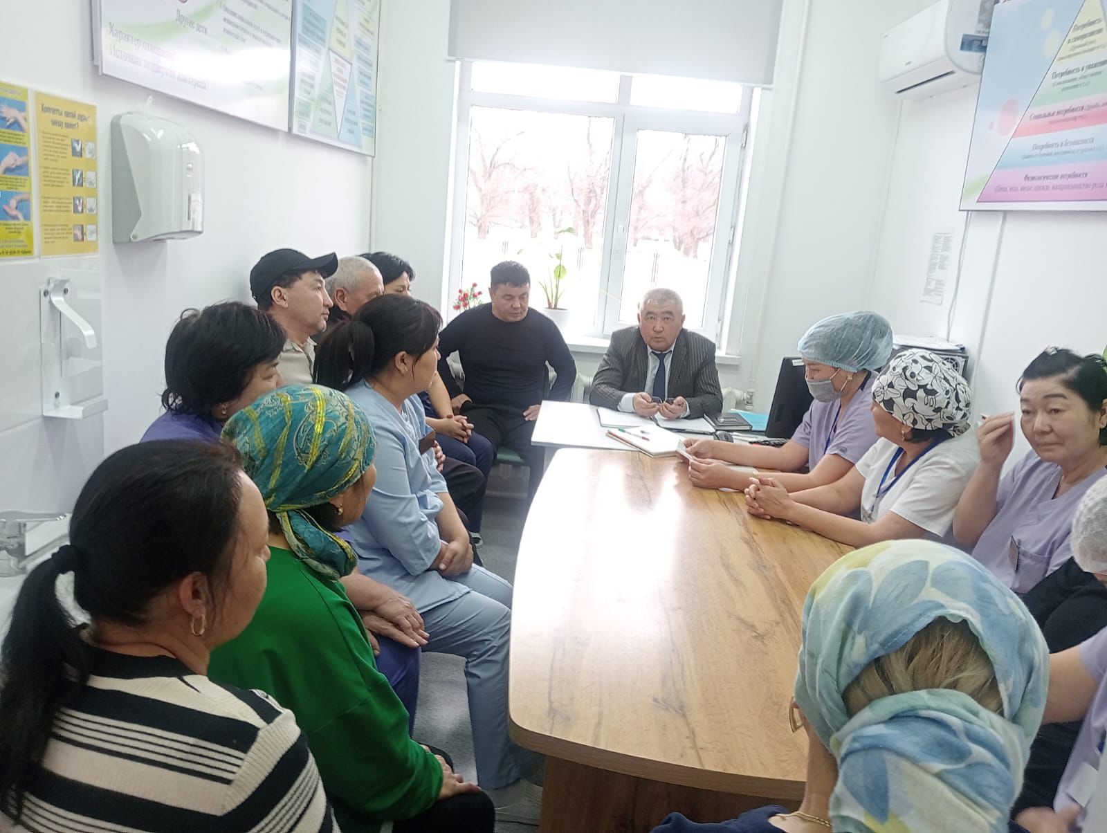 Медицина қызметкерлері конституциялық реформаны қолдайды