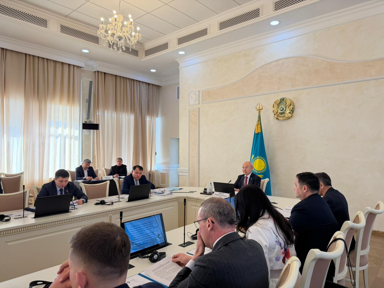 Бүгін Бөкенов А.Ж. төрағалығымен Қарағанды қалалық мәслихатының VIII шақырылымының XLVIII кезекті сессиясы өтті