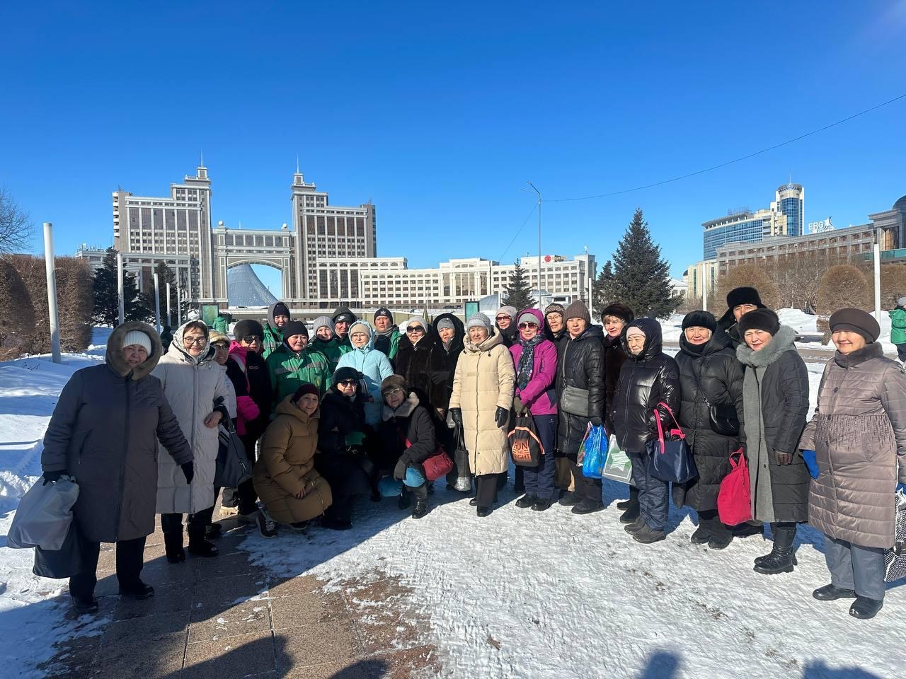 «Милосердие – путь добра»: в Астане пенсионеры провели благотворительную акцию