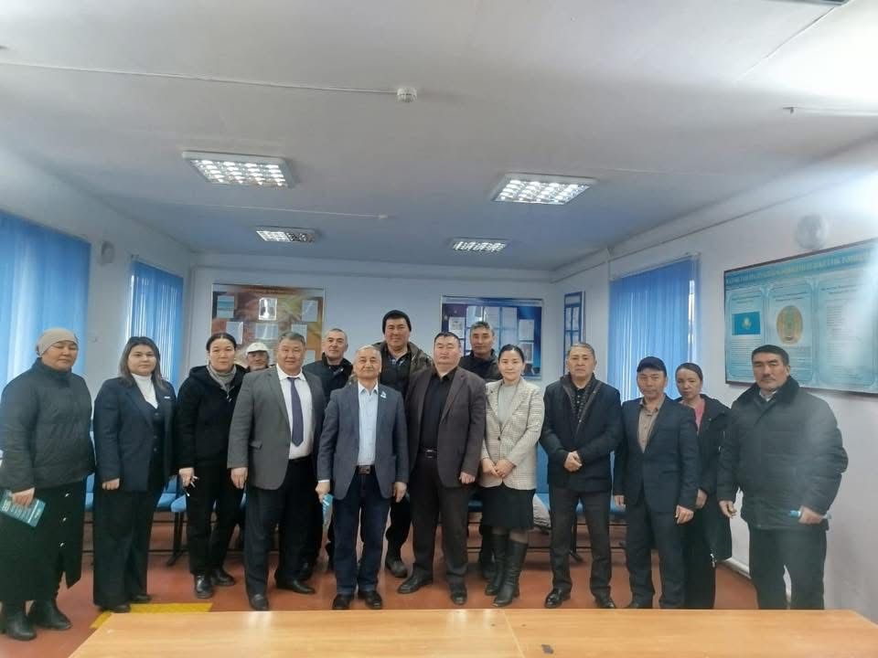 Талас аудандық «Әділетті және Прогрессивті Қазақстанның халықтық Конституциясы үшін» жалпыұлттық коалиция мүшелері Қожағаппар ауылының тұрғындарымен мазмұнды кездесу өткізді.