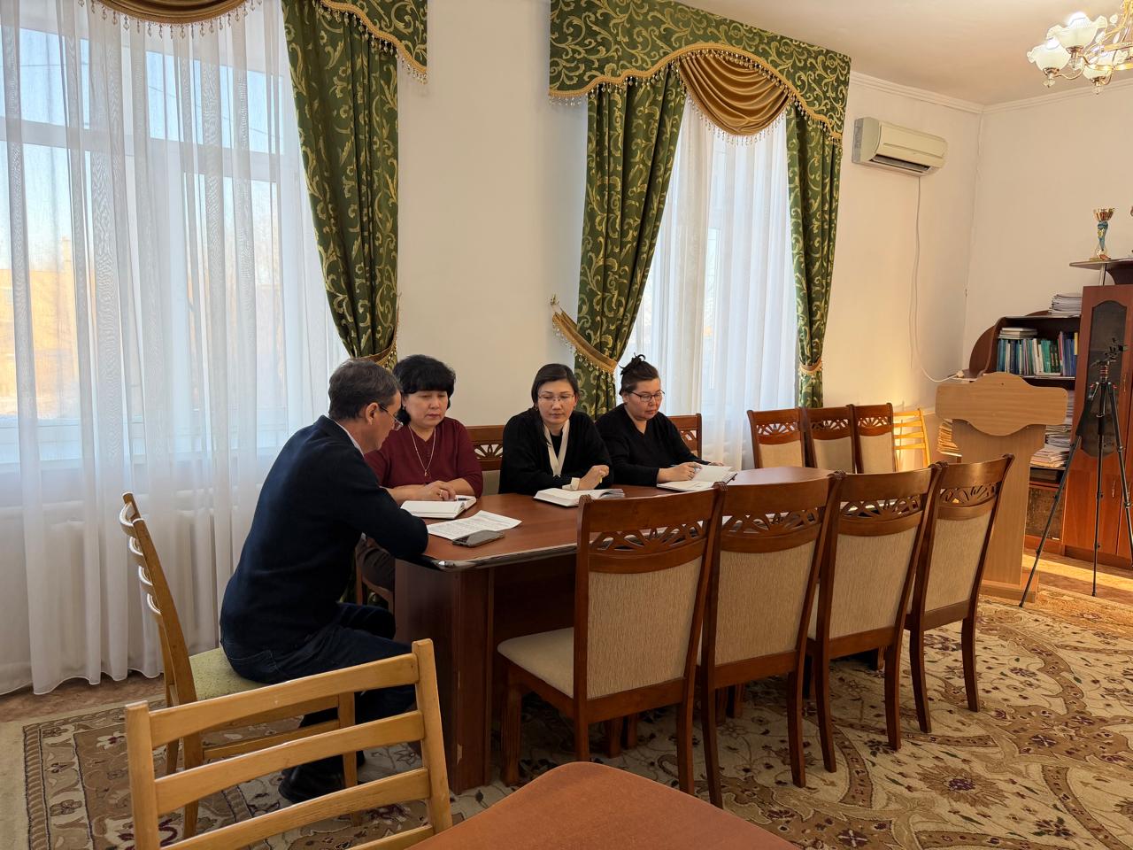 Май аудандық маслихатының Әдеп жөніндегі уәкілі М.Б. Ахшаловтың  «Сыбайлас жемқорлыққа қарсы мәдениетті қалыптыстыру туралы» отырыс өтті