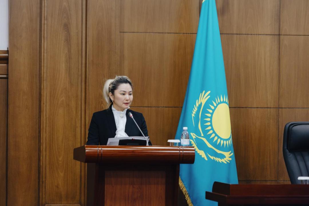 Еңбекминінің Алқа отырысында әлеуметтік міндеттемелердің орындалуы мен әлеуметтік көмек шаралары туралы айтылды