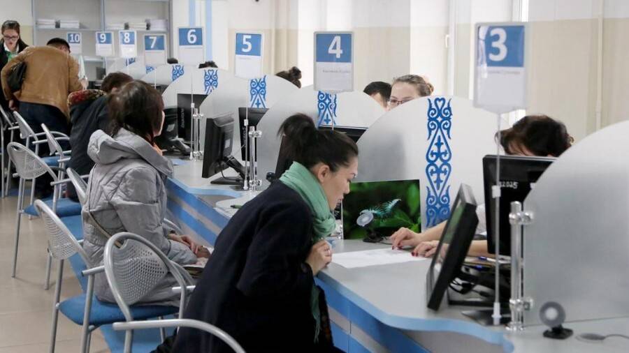 Абай облысында автокөлік иелері көлікті сатқанда мемлекеттік нөмірлерін жиі сақтап қалуда