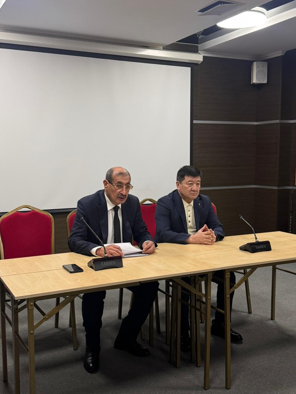 КӘСІПОДАҚПЕН КЕЗДЕСУ ӨТКІЗІЛДІ