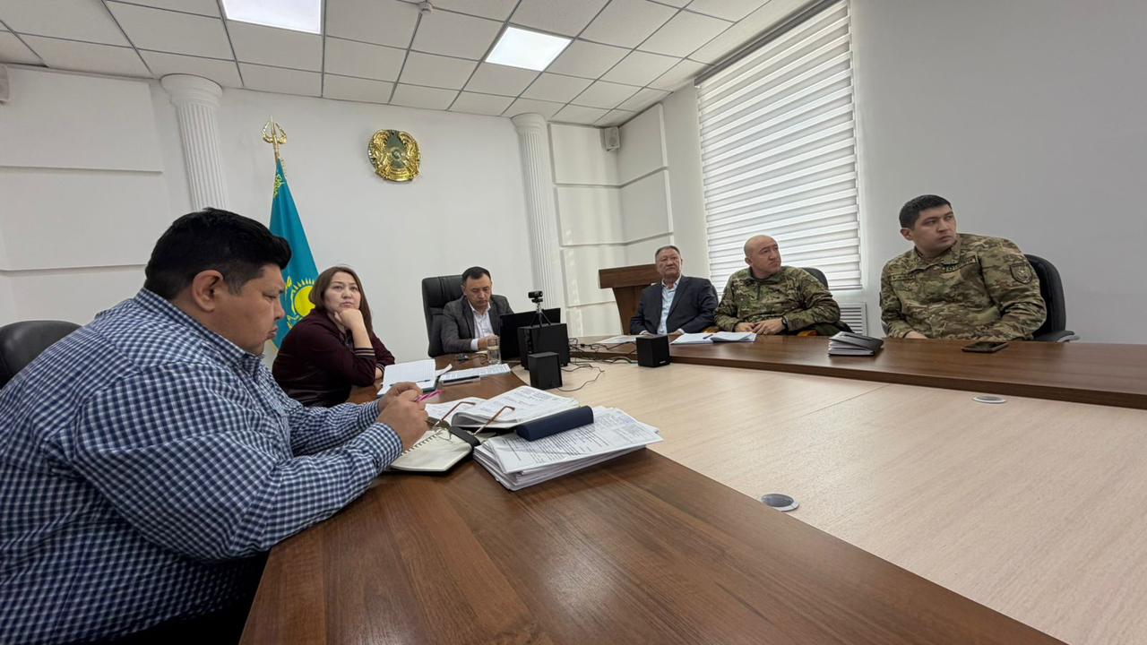 2025 жылғы 24 ақпанда Аягөз ауданы әкімдігінде аудан әкімінің орынбасары О.Ж. Бекбаевтың төрағалығымен Аягөз ауданының аумағында, соның ішінде дислокацияланған әскери бөлімдерде, қызылша эпидемиологиялық жағдайына байланысты жедел штаб отырысы өтті