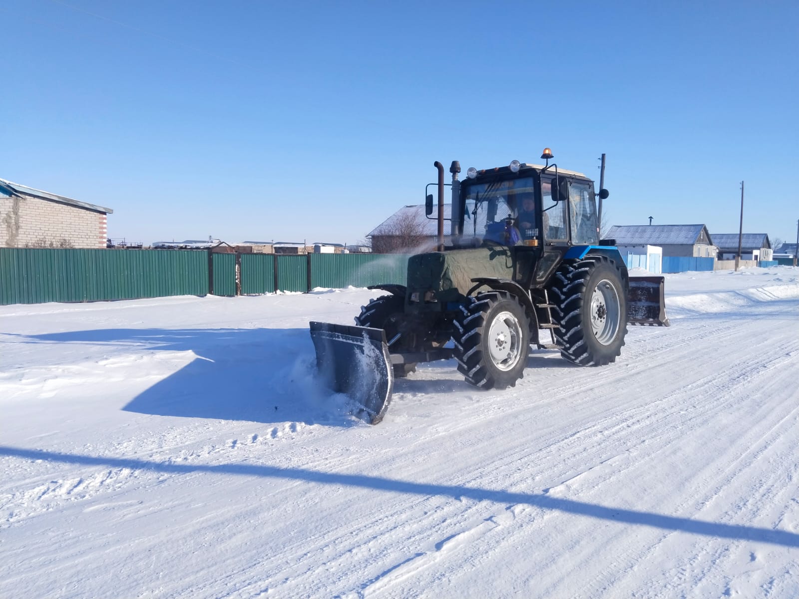 жолдарды қардан тазарту