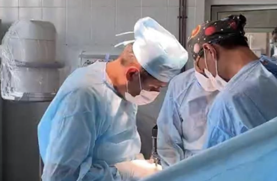 Врачи ЦГКБ Алматы поставили пациента на ноги после ДТП