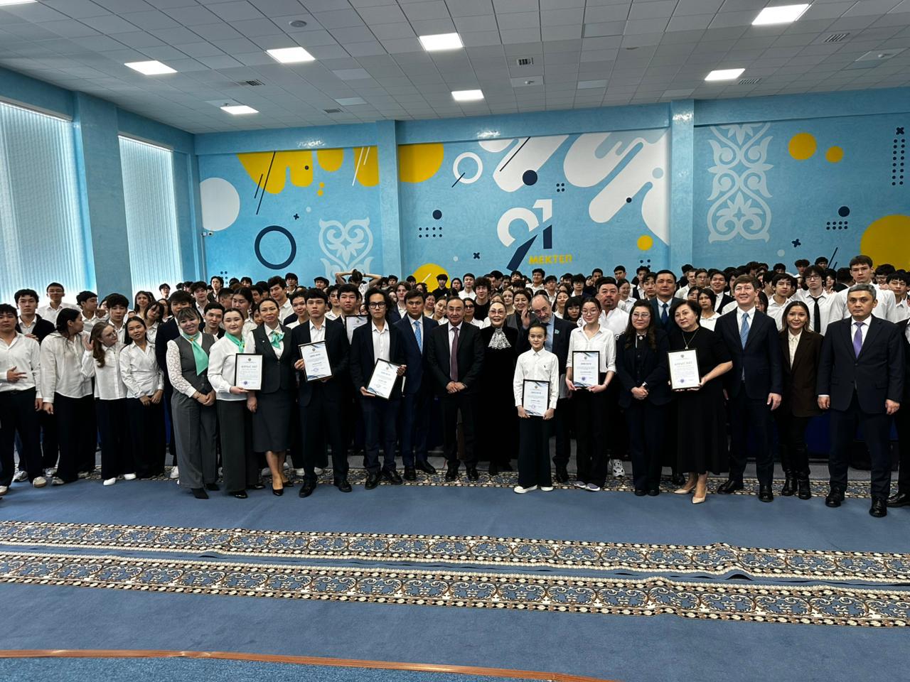 «Суды үнемде – болашақты сақта»: елордада бірыңғай эко-сағат өтті