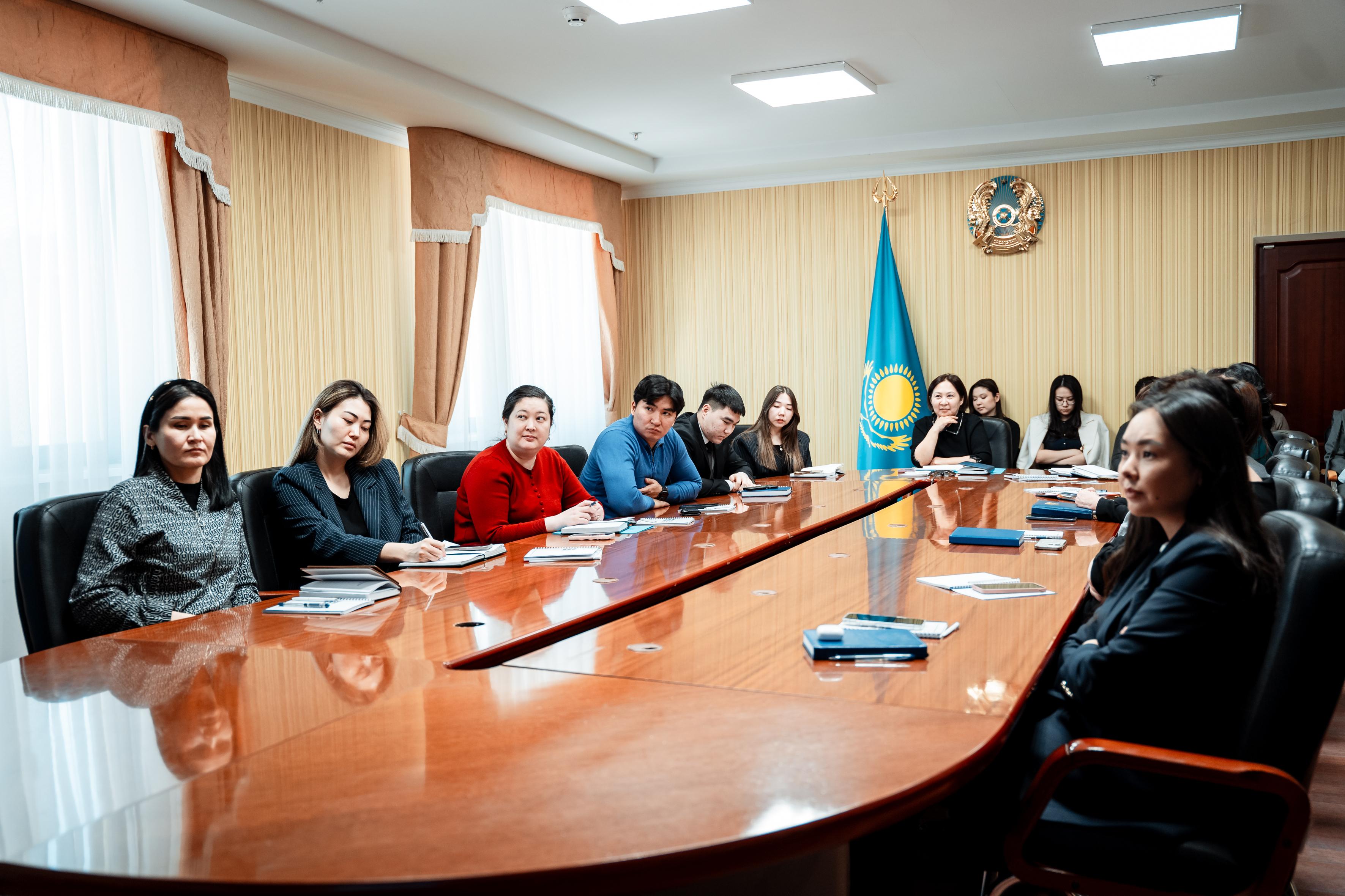 Обучающий семинар по вопросам противодействия сталкингу прошел в Астане
