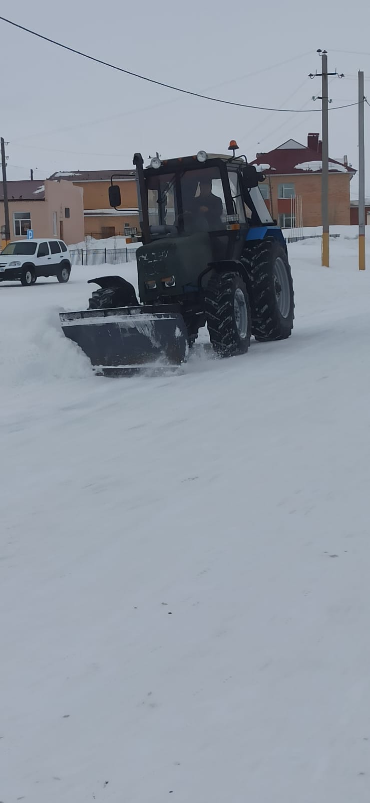 әлеуметтік нысандардың кіреберістерін тазалау