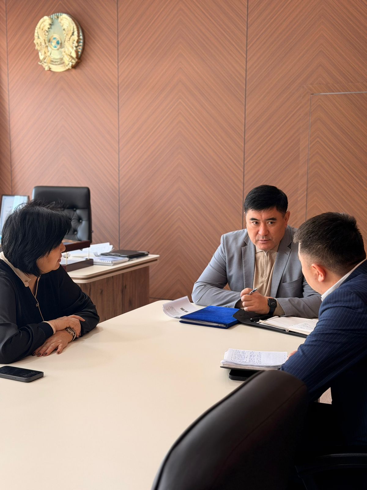 Бүгін аудан әкімі Данияр Дүйсембаевтың жеке қабылдауында Нурекенова Лазат Шаяхметовна болды.