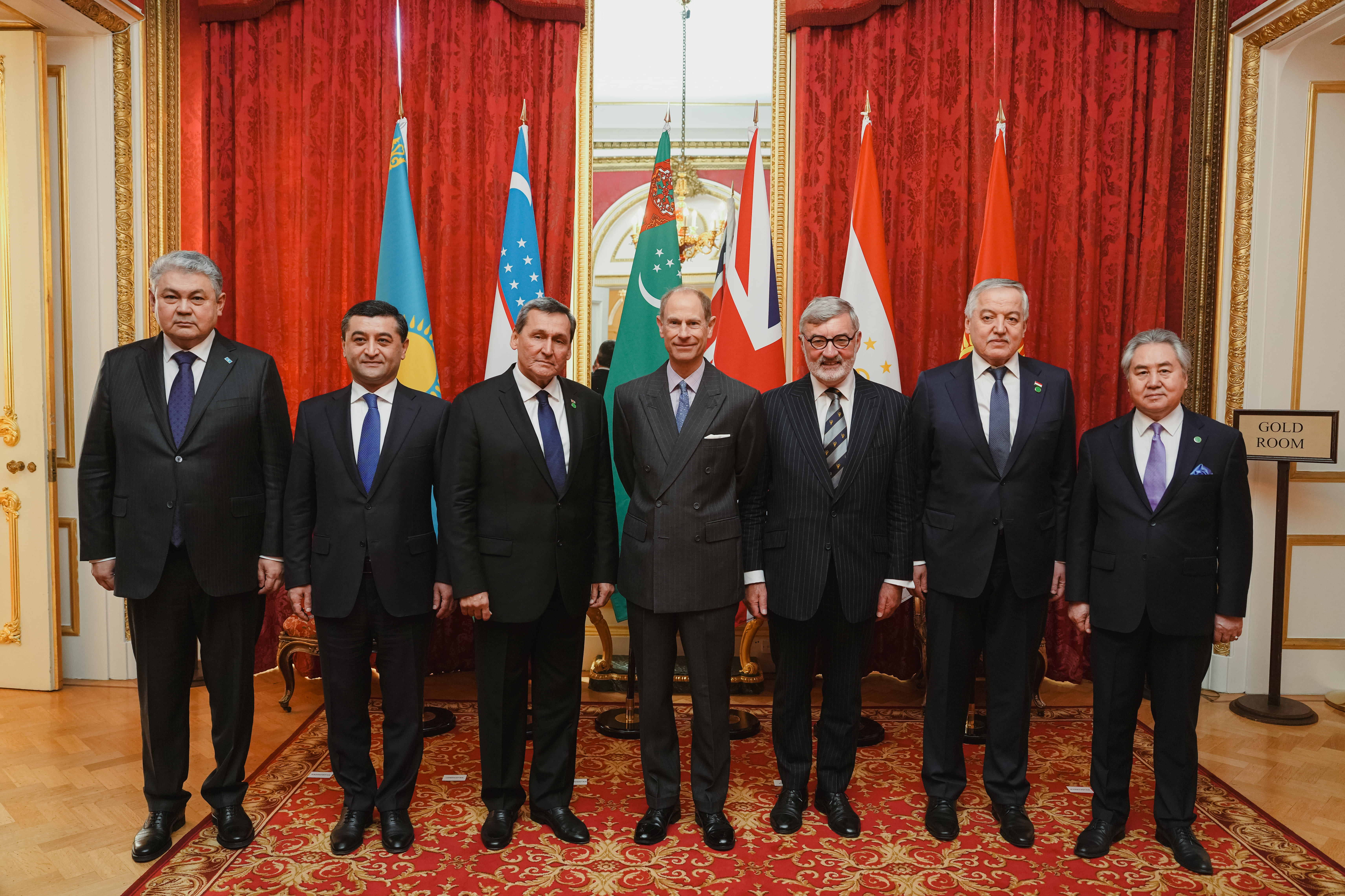 Эдинбург герцогы, ханзада Эдвард Орталық Азия елдерінің cыртқы істер министрлерін Лондонда ресми кездесуге шақырды