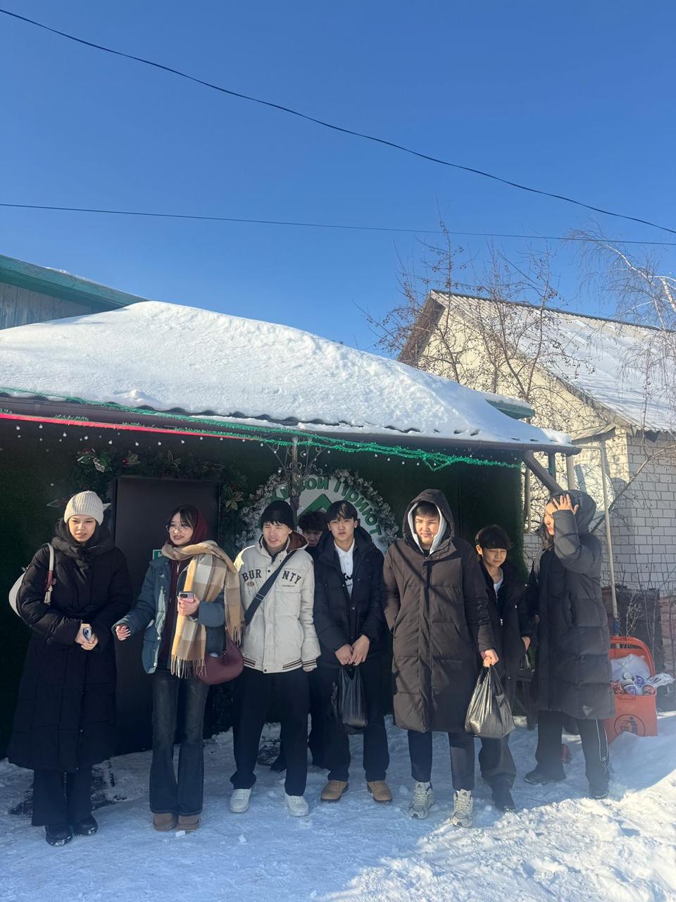 Столичные школьники приняли участие в благотворительном мероприятии «Одно доброе дело – забота о животных»