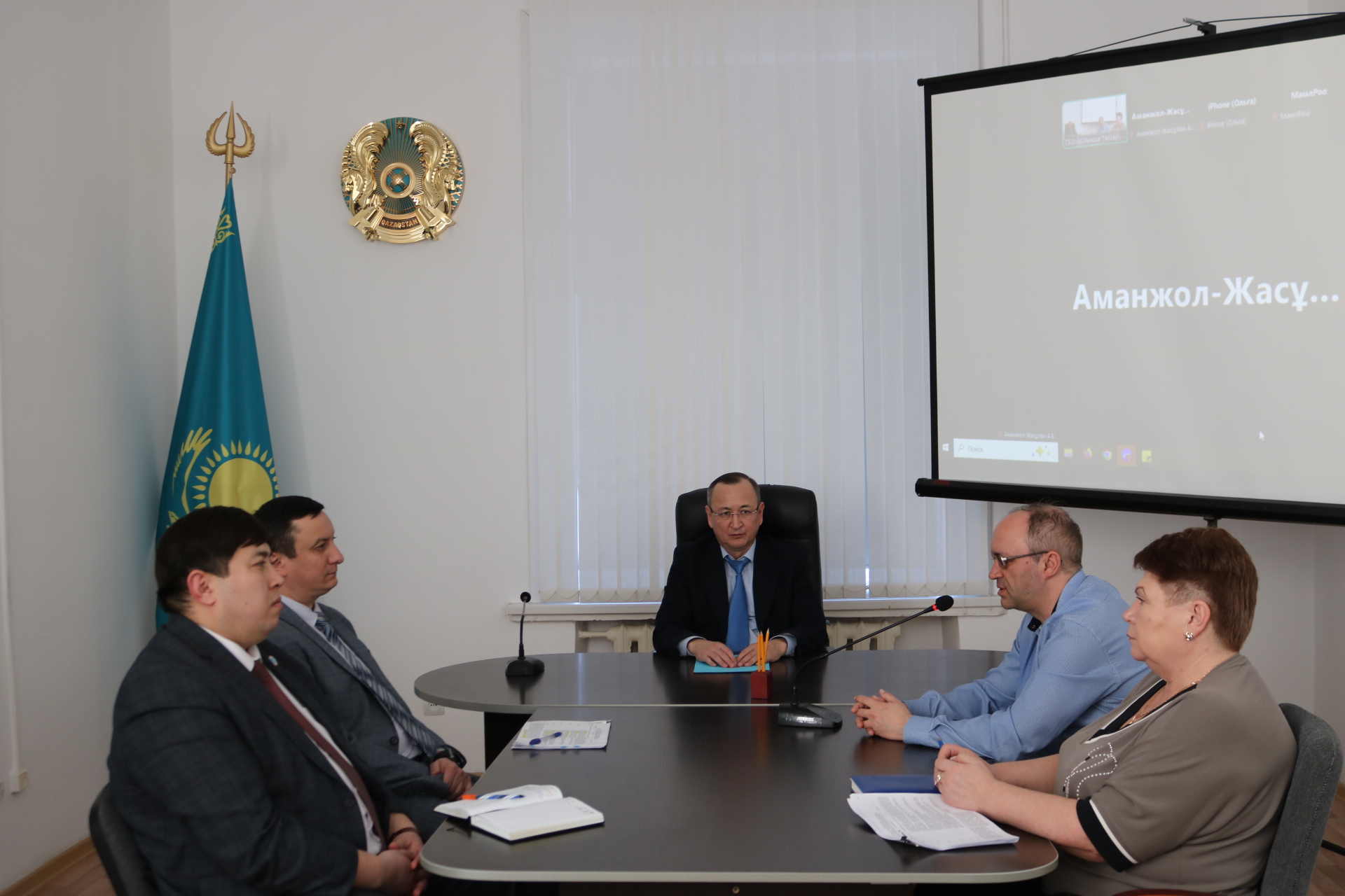 Қазақстан Республикасының жаңа Конституциясының жобасы талқыланды