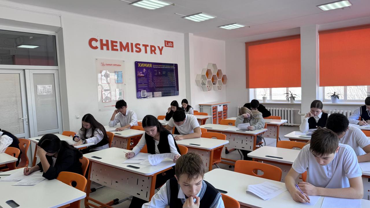 8-9 сынып оқушыларына арналған Аягүл Миразова атындағы республикалық математикалық олимпиаданың қалалық кезеңі өтті.