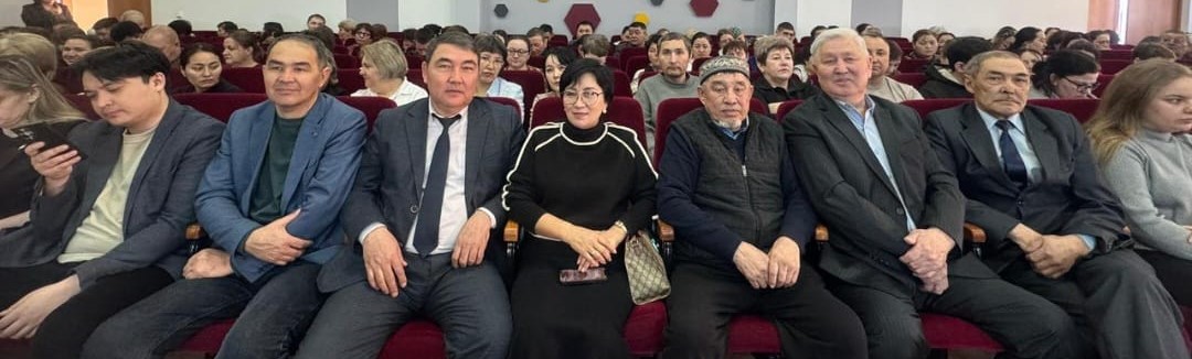 Бүгін Осакаров аудандық мәслихаты аппаратының басшысы Қаныбек Аманбайұлы Төлеуов «Әділ және прогрессивті Қазақстанның Халықтық Конституциясы үшін!» қатысты