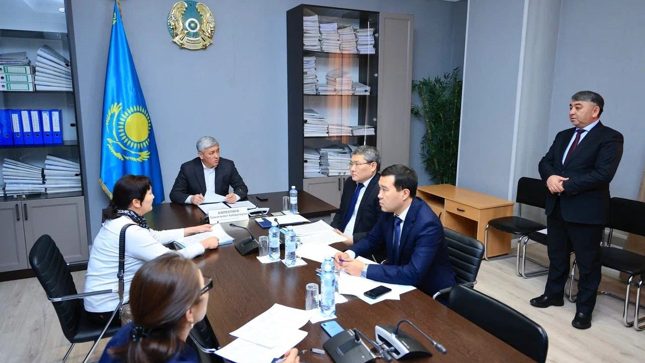 Ермаганбет Булекпаев провёл приём по личным вопросам  &nbsp;