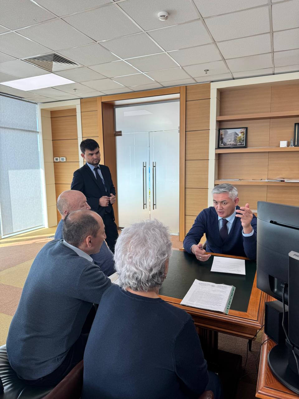 Басқарма басшысы Алтынбек Ахметов апта сайынғы азаматтарды қабылдау өткізді.