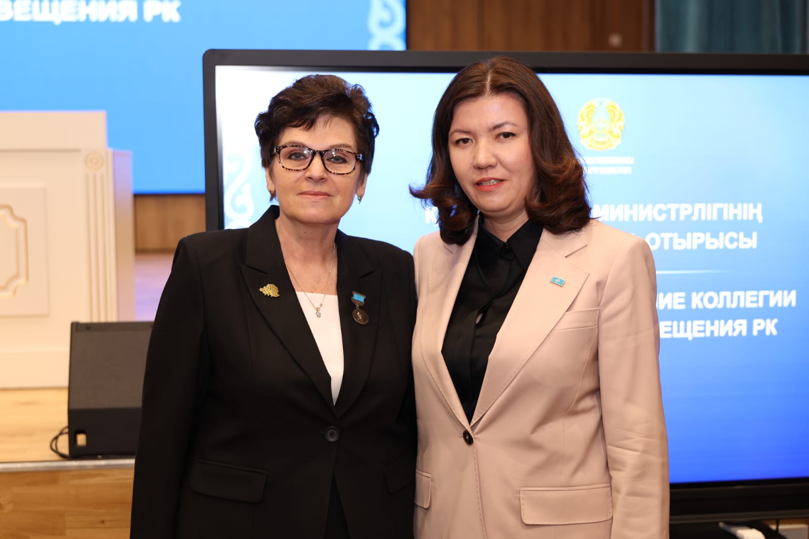 Статус учителя - престиж страны: Казахстан вошел в число мировых лидеров по условиям труда педагогов