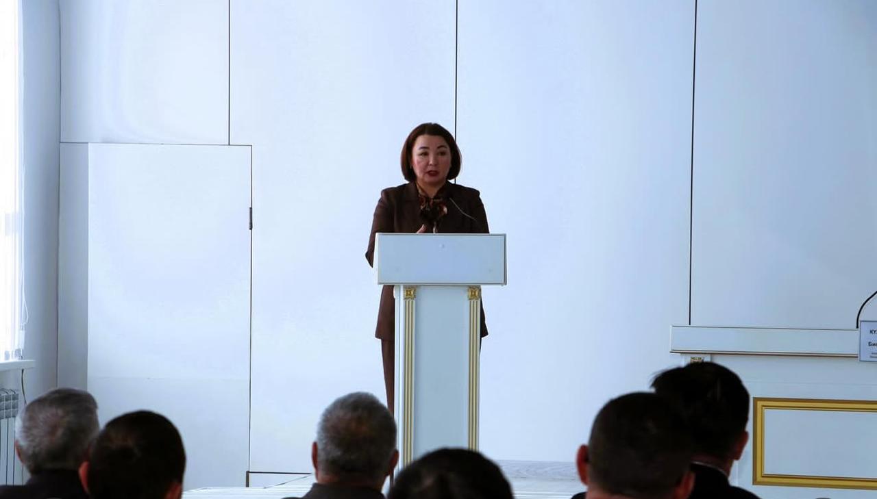 Булбул Кузембаева провела встречу с педагогами Темирского района