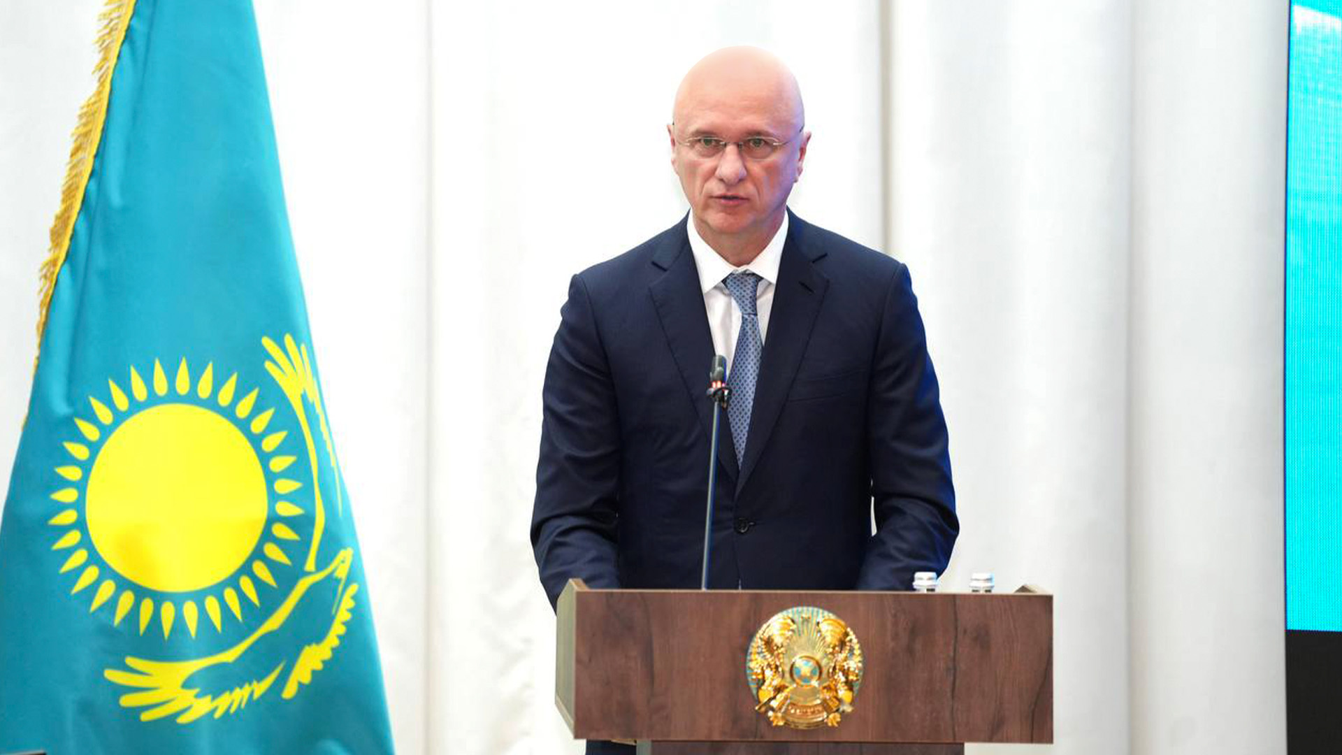 Жаңа Конституция және энергетикалық қауіпсіздік: Роман Скляр Энергетика министрлігінің алқа отырысын өткізді