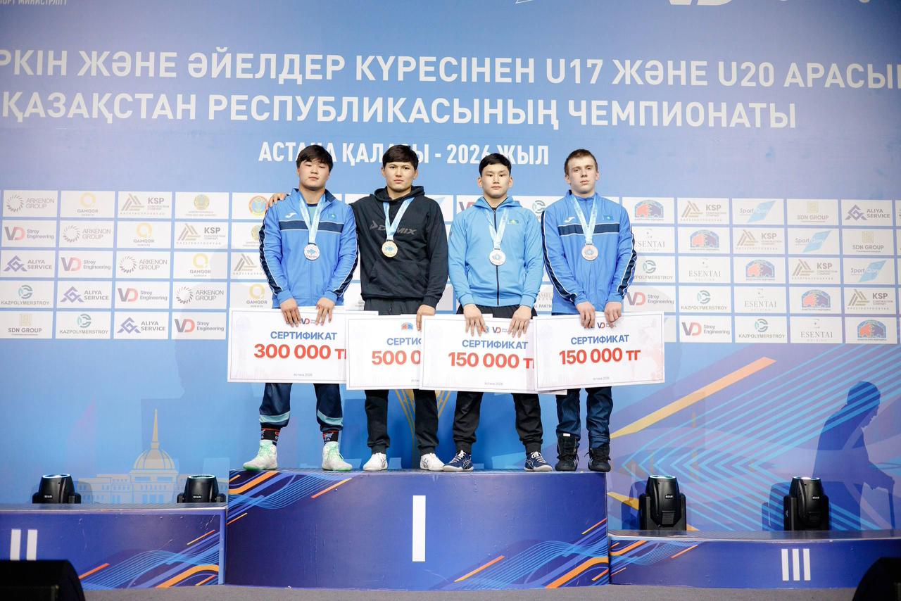 На чемпионате страны по греко-римской борьбе столичные спортсмены завоевали две бронзовые медали