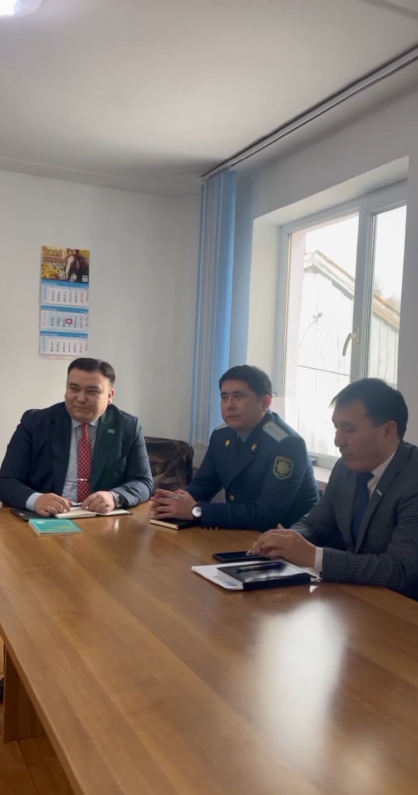 Облыстық мемлекеттік еңбек инспекциясы департаменті, аудан прокуратурасы мен әкімдігінің қатысуымен Еңбек қауіпсіздігін сақтау, еңбек заңнамасы талаптарын түсіндіру мақсатында еңбек ұжымдарында кездесу жүргізілді