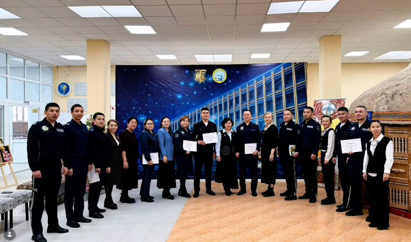 Полиция қызметкерлеріне арналған ағылшын тілі курсы сәтті аяқталды