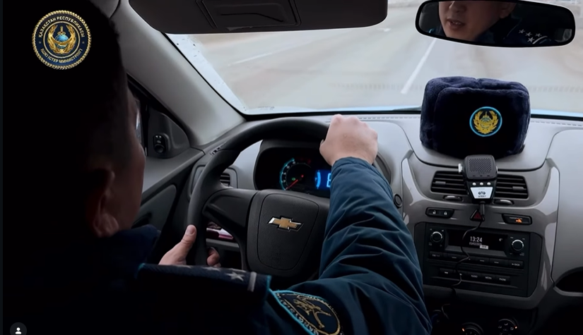 Халықпен етене қызмет ететін учаскелік инспектор