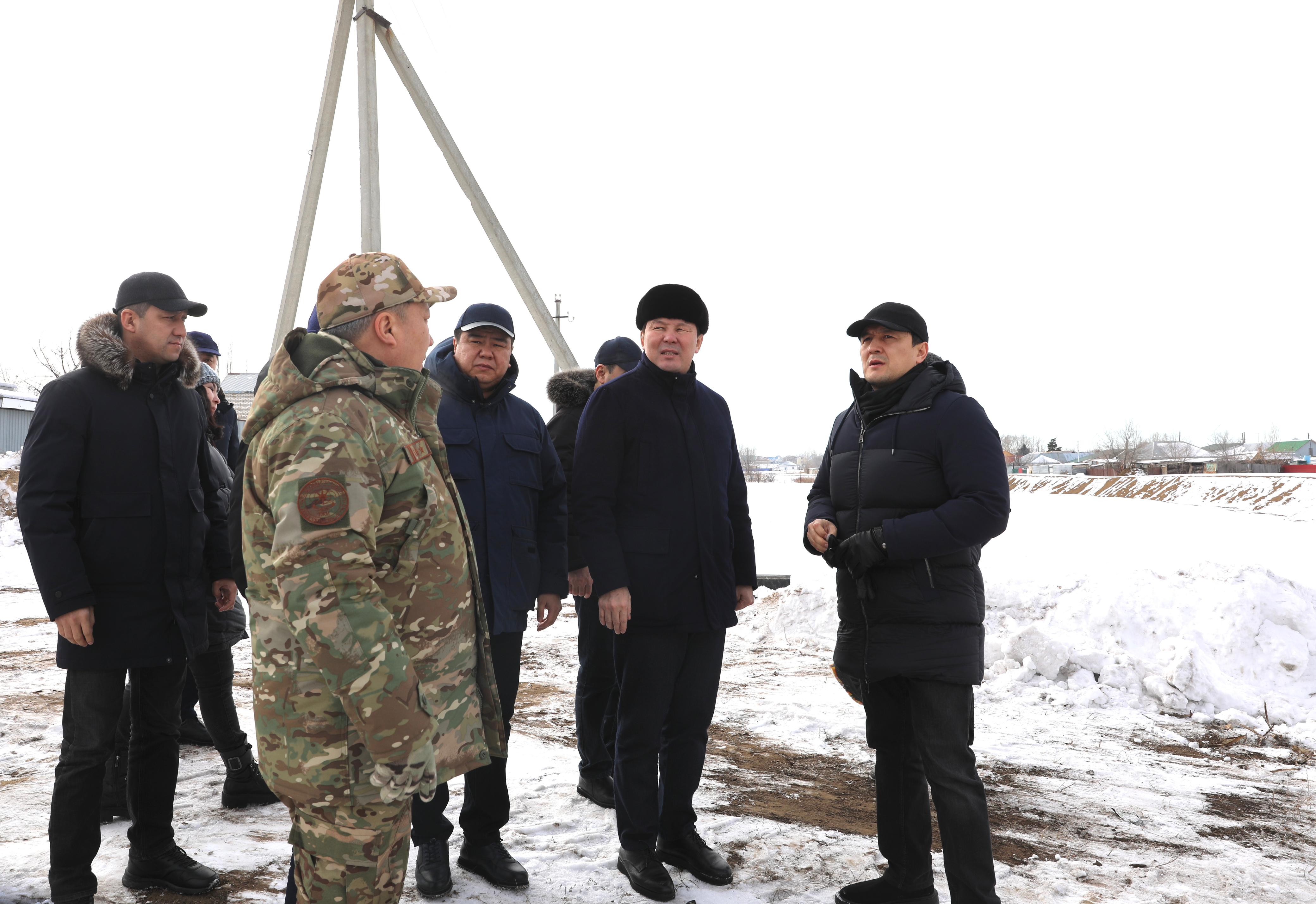 Облыс орталығында жағалауды бекіту жұмыстары мен су тасқынына дайындық қарқынды
