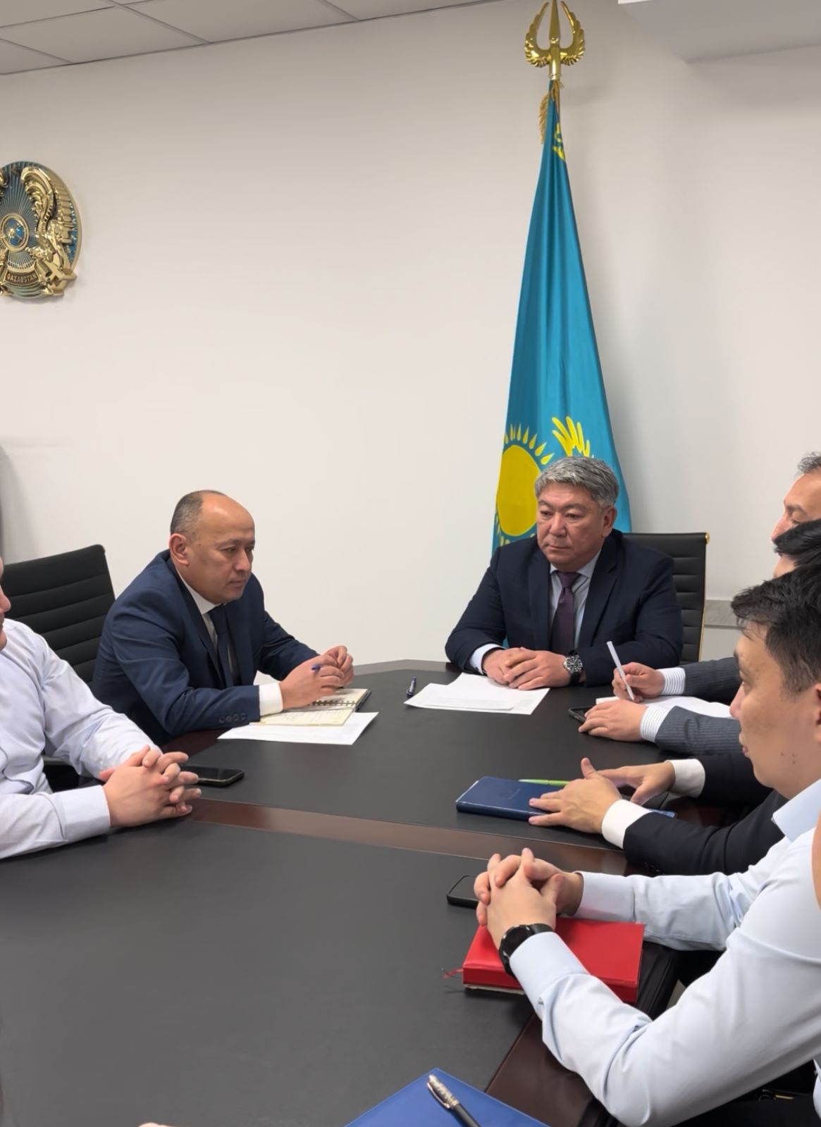 Проведено обсуждение проекта новой Конституции РК