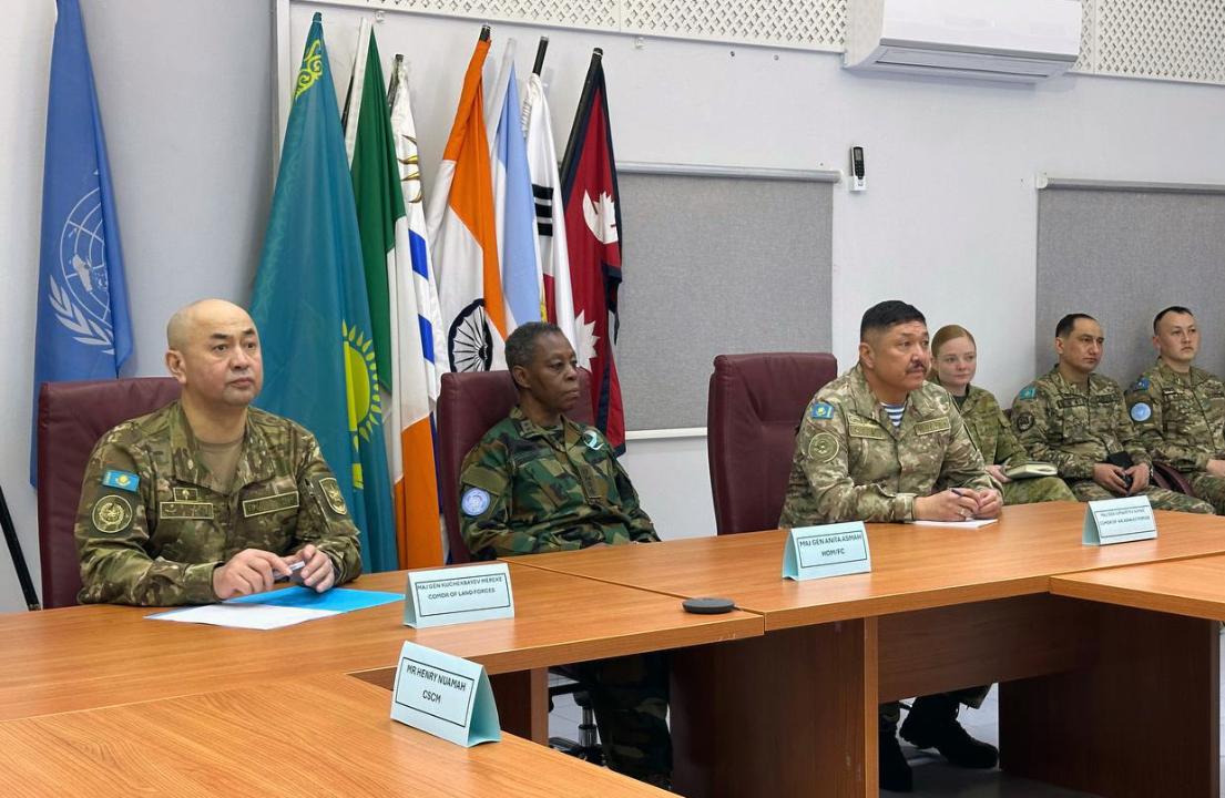 Делегация Министерства обороны Республики Казахстан посетила с инспекционным визитом район выполнения миссии Сил ООН по наблюдению за разъединением (СООННР) на Голанских высотах. Поездку возглавил Главнокомандующий Сухопутными войсками ВС РК генерал-майор Мереке Кучекбаев.