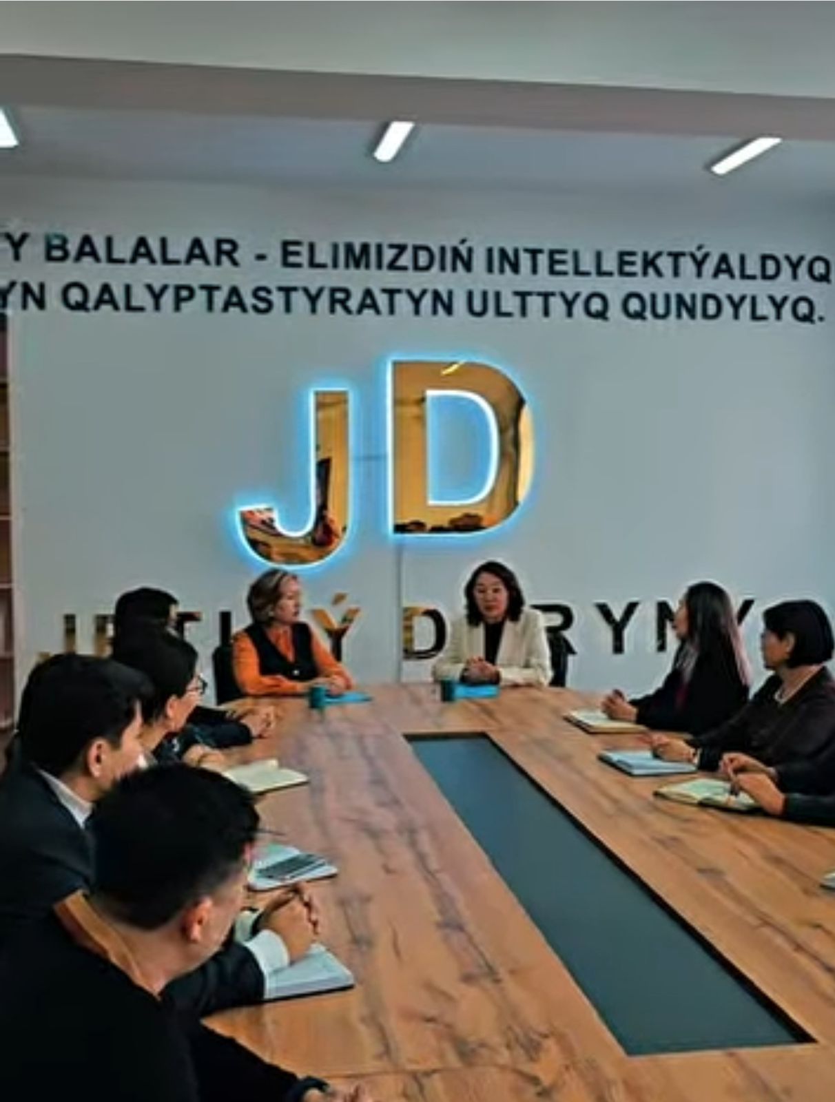 Ауыл мектебіне жаңа мүмкіндік: Жыланды лицейімен білім беру саласындағы ынтымақтастық.